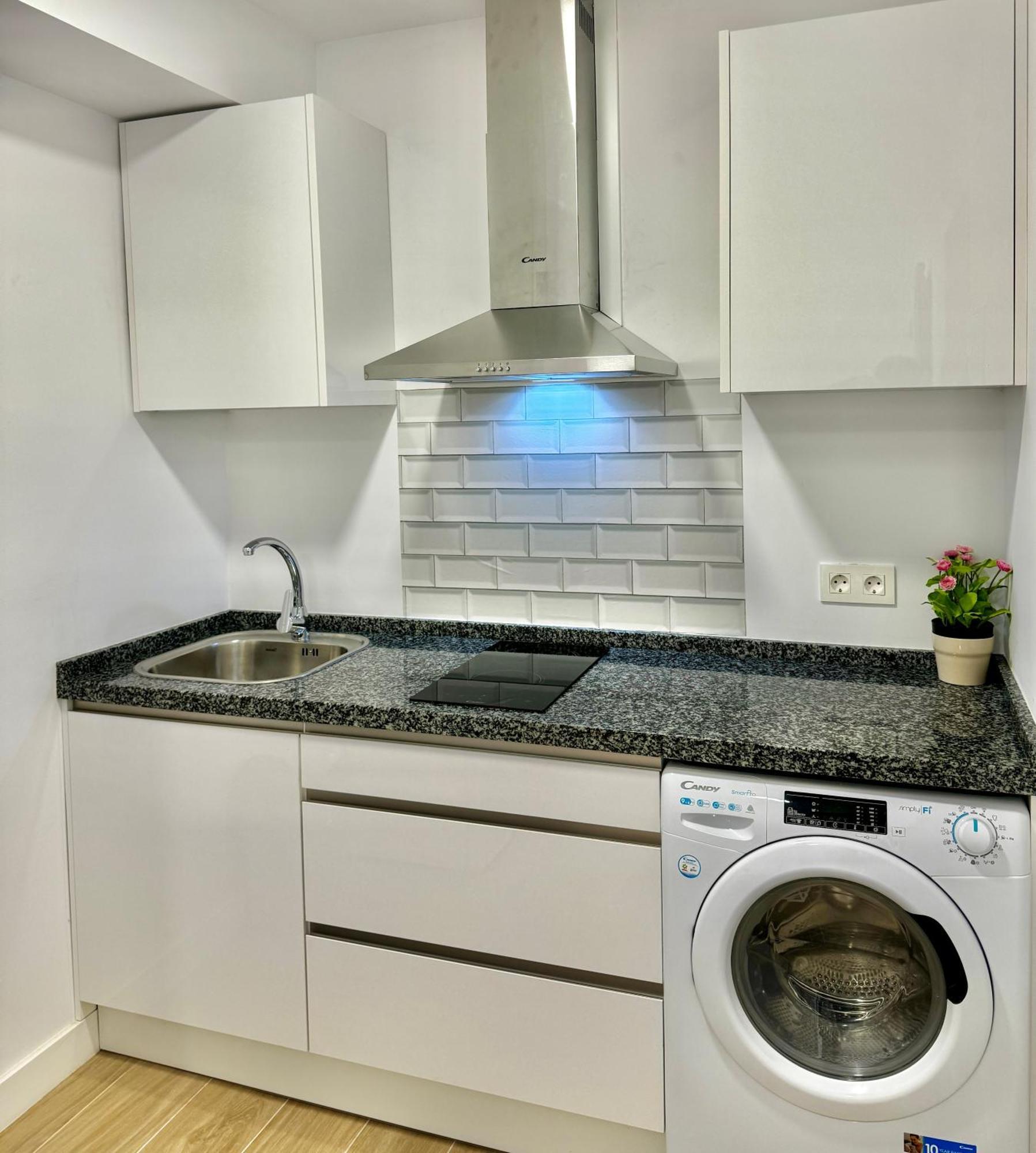Amazing Seaside Studio By Eaw Homes Marbella Eksteriør billede